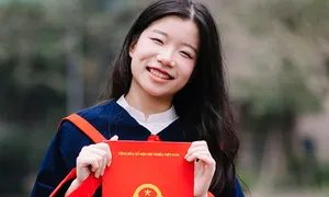 Nữ sinh hai lần giành giải nhất quốc gia, đạt điểm SAT tuyệt đối
