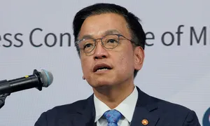 Quyền Tổng thống Hàn kêu gọi tránh đụng độ khi bắt ông Yoon Quyền Tổng thống Hàn kêu gọi tránh đụng độ khi bắt ông Yoon
