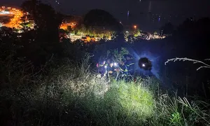 Hai du khách lạc trên núi cô Tiên ở Nha Trang