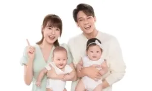 Khoảnh khắc hạnh phúc của 'tiên đồng ngọc nữ' Thái Lan Khoảnh khắc hạnh phúc của 'tiên đồng ngọc nữ' Thái Lan