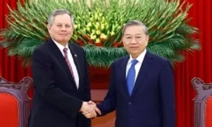 Tổng Bí thư: Kinh tế, thương mại, đầu tư là trụ cột của quan hệ Việt - Mỹ Tổng Bí thư: Kinh tế, thương mại, đầu tư là trụ cột của quan hệ Việt - Mỹ