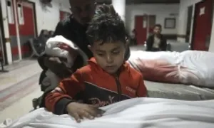 Thảm cảnh trong bệnh viện Gaza khi Israel nối lại không kích