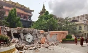 Cảnh tan hoang ở Myanmar, Thái Lan sau động đất Cảnh tan hoang ở Myanmar, Thái Lan sau động đất