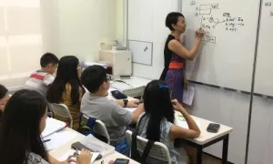 Ảo mộng 'học thêm giúp học sinh đi nhanh hơn' Ảo mộng 'học thêm giúp học sinh đi nhanh hơn'