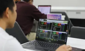 CEO VinaCapital đề xuất nhà đầu tư không dùng từ 'chơi' chứng khoán CEO VinaCapital đề xuất nhà đầu tư không dùng từ 'chơi' chứng khoán