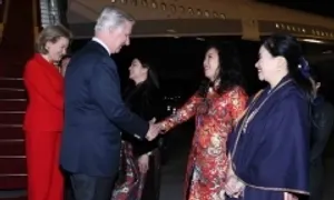 Vua và Hoàng hậu Bỉ tới Việt Nam Vua và Hoàng hậu Bỉ tới Việt Nam