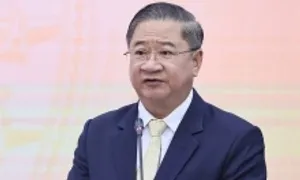 Nhiều nguyên lãnh đạo địa phương bị cảnh cáo Nhiều nguyên lãnh đạo địa phương bị cảnh cáo