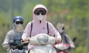 Tắm nước lạnh sau khi đi nắng hại sức khỏe thế nào