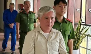 Giám đốc lừa 180 người bị phạt án chung thân Giám đốc lừa 180 người bị phạt án chung thân
