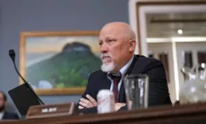 Nhóm nghị sĩ Cộng hòa bác dự luật ngân sách của ông Trump Nhóm nghị sĩ Cộng hòa bác dự luật ngân sách của ông Trump