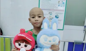 Nỗi đau người mẹ M'nông chăm con ung thư Nỗi đau người mẹ M'nông chăm con ung thư