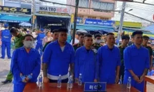 Nhóm giăng bẫy, trấn lột du khách vía Bà Chúa Xứ lĩnh án Nhóm giăng bẫy, trấn lột du khách vía Bà Chúa Xứ lĩnh án