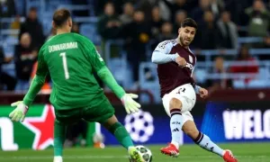 Donnarumma được ví như đấng cứu thế của PSG Donnarumma được ví như đấng cứu thế của PSG