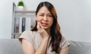 Các bệnh truyền nhiễm có thể gây liệt mặt Các bệnh truyền nhiễm có thể gây liệt mặt