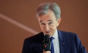 'Vua hàng hiệu' Pháp kêu gọi EU thỏa hiệp với ông Trump 'Vua hàng hiệu' Pháp kêu gọi EU thỏa hiệp với ông Trump
