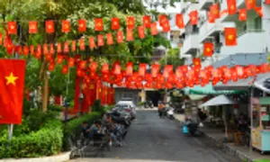 Người nước ngoài ấn tượng với không khí lễ 30/4 Người nước ngoài ấn tượng với không khí lễ 30/4