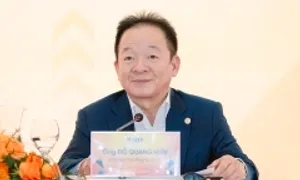 Bầu Hiển: 'SHB nói ít, làm nhiều và làm thật' Bầu Hiển: 'SHB nói ít, làm nhiều và làm thật'