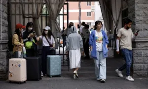 Nỗi lo của nhà trường, sinh viên các nước khi Mỹ ngừng phỏng vấn visa du học