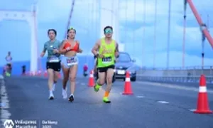 Rủi ro và cơ hội từ chạy xuống dốc khi đua marathon Rủi ro và cơ hội từ chạy xuống dốc khi đua marathon