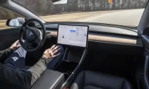 Tesla bị điều tra vì trì hoãn báo cáo tai nạn