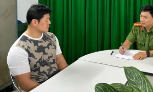 Chủ nhà hàng Hàn Quốc cho tiếp viên bán dâm để 'tăng doanh thu' Chủ nhà hàng Hàn Quốc cho tiếp viên bán dâm để 'tăng doanh thu'