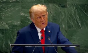 Ông Trump gọi biến đổi khí hậu là 'trò lừa bịp' giữa đại hội đồng Liên Hợp Quốc Ông Trump gọi biến đổi khí hậu là 'trò lừa bịp' giữa đại hội đồng Liên Hợp Quốc