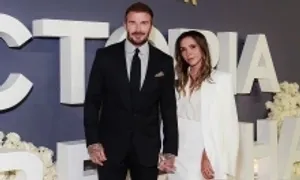 Victoria Beckham vực dậy sự nghiệp bên bờ phá sản Victoria Beckham vực dậy sự nghiệp bên bờ phá sản
